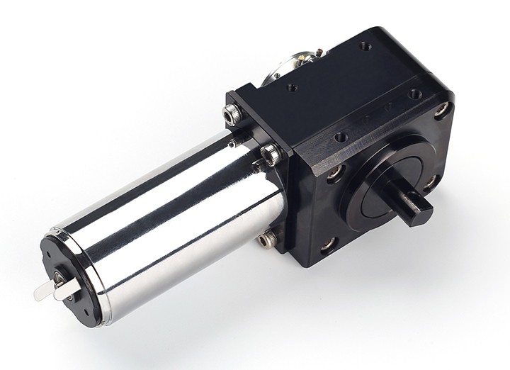 無鐵芯空心杯微型電機(jī)的優(yōu)缺點(diǎn)是什么?